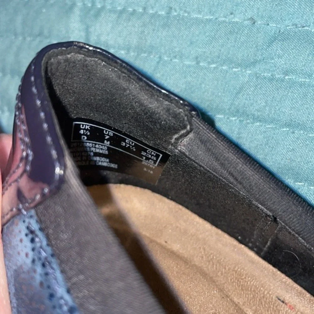 Clarks Women's Neenah Garden Ballet Flat Black and‎ Blue Size 7 Comfort Casual